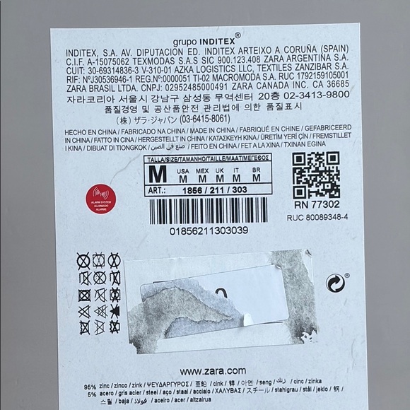 Zara Gold Sculptural Necklace - Picture 7 of 7